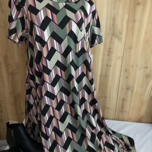 LuLaRoe Carly sz medium